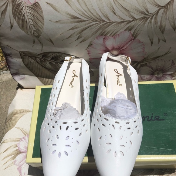 Lacy Shoes - Shoes